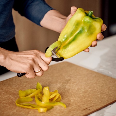 VICTORINOX YPSO PEELER 