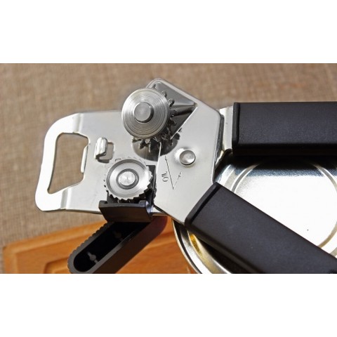 VICTORINOX UNIVERSAL CAN OPENER VICTORINOX UNIVERSAL CAN OPENER